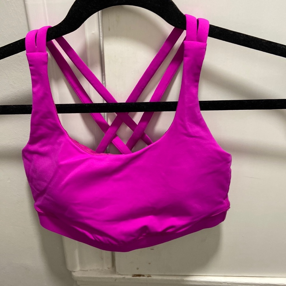 Lululemon sports bra